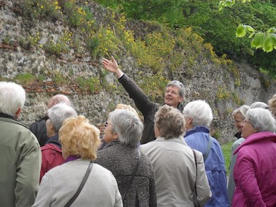 Tour guide at the Roman Wall